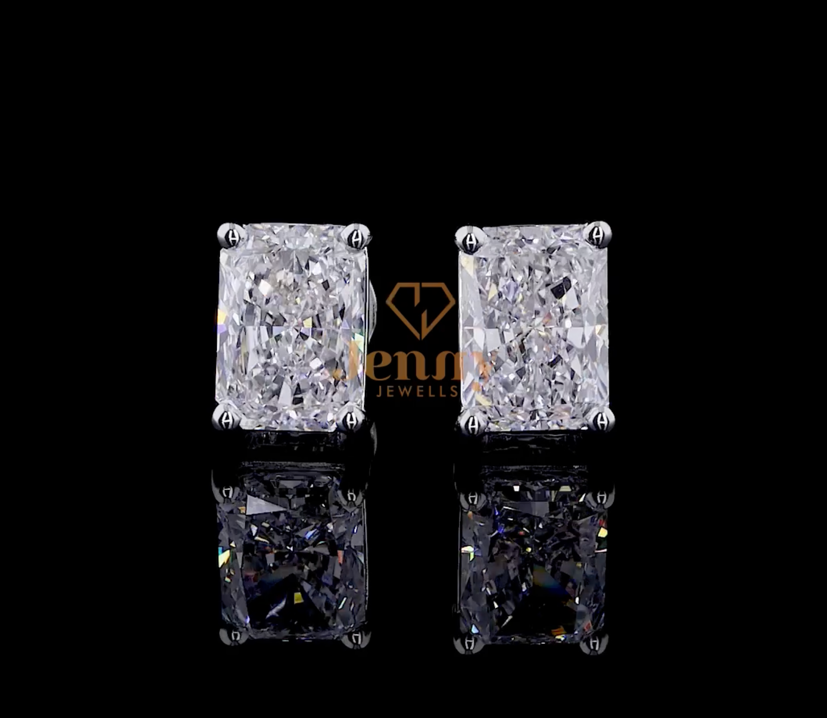 Radiant Diamond Earrings with a 4.00 CT radiant-cut diamond set in white, yellow, or rose gold. A sophisticated and timeless jewelry piece designed for brilliance and refinement.