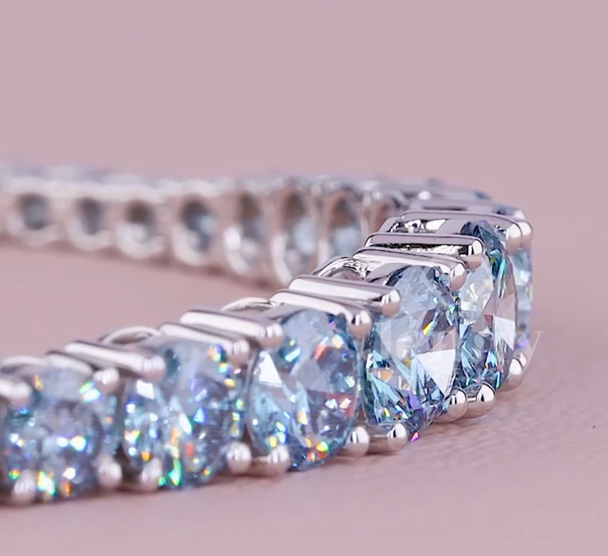 Azure Grace 7.50 Carat Graduated Fancy Vivid Blue Diamond Bracelet | Jenny Jewells - JENNY JEWELLS