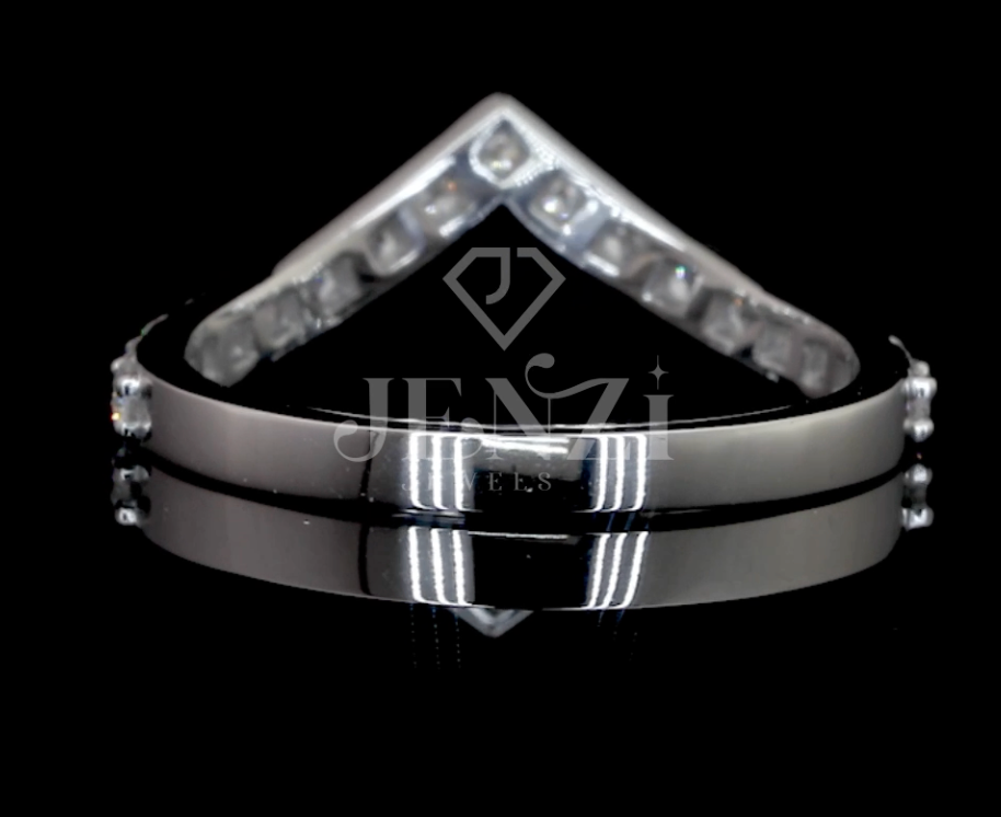 Single Line Diamond Ring