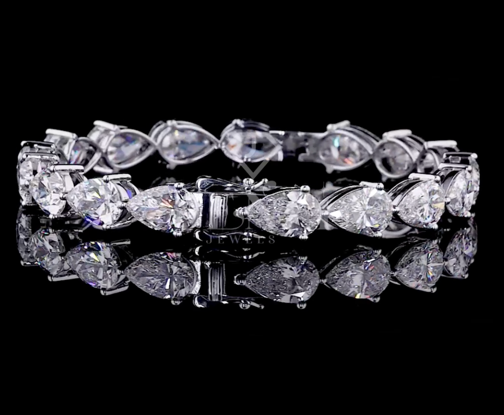 Pear Bangle